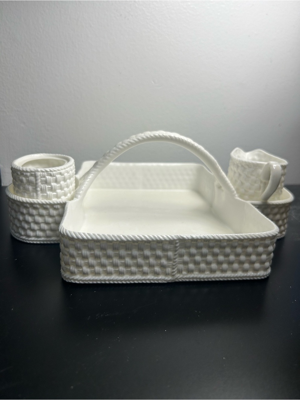Tiffany & Co. Cream Woven-Style Ceramic Server Set with Handle